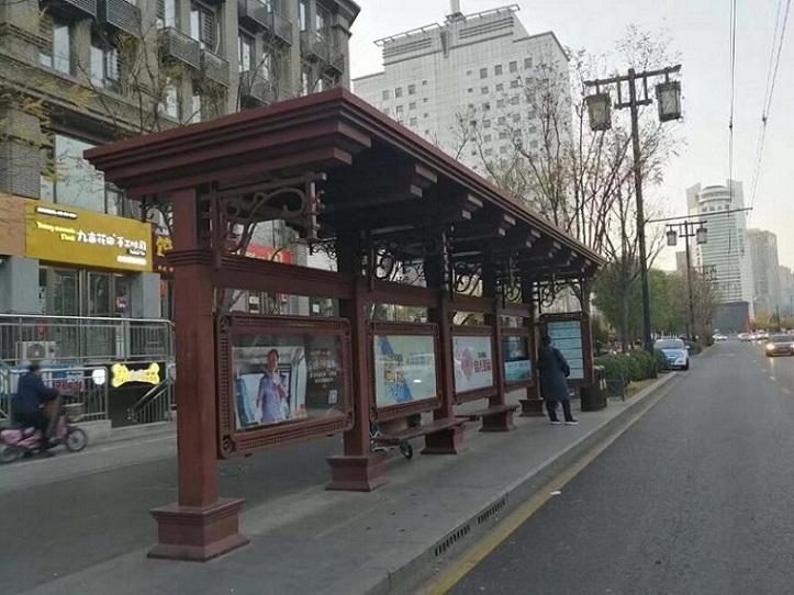 智能候車亭圖片源頭廠家來圖定制