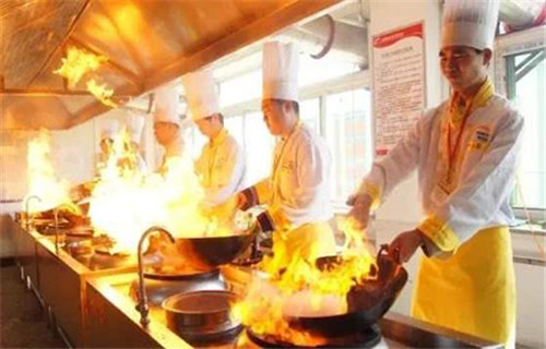 饭店植物油燃料成本多少钱一吨一站式供应厂家