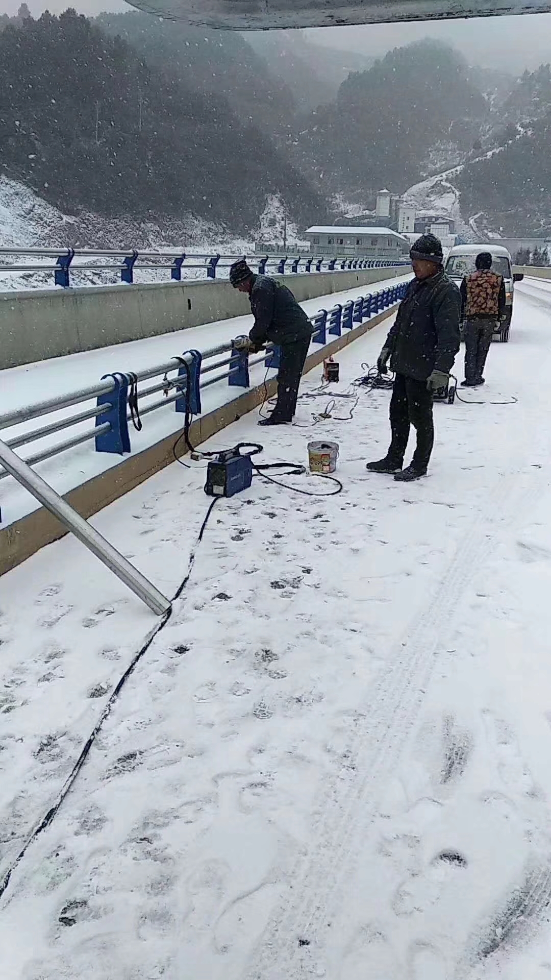 镀锌管护栏价格咨询生产精心打造